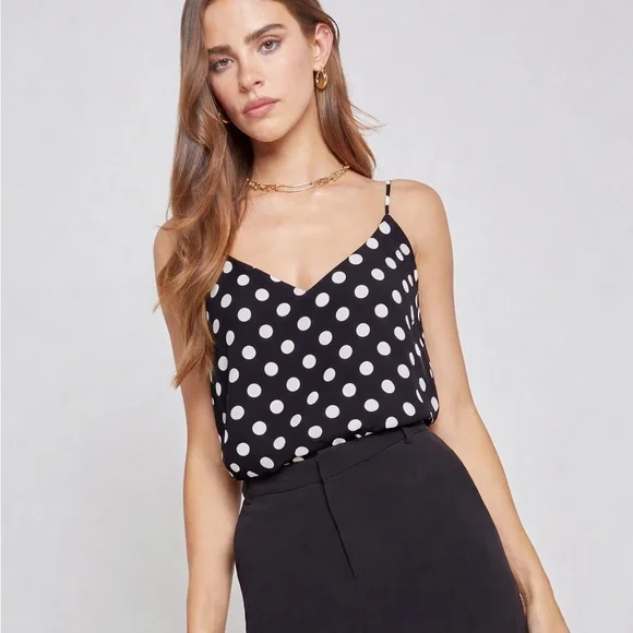 L'Agence Jane V-Neck Adjustable Casual Effortless Spaghetti Strap 100% Silk Tank - Picture 1 of 6